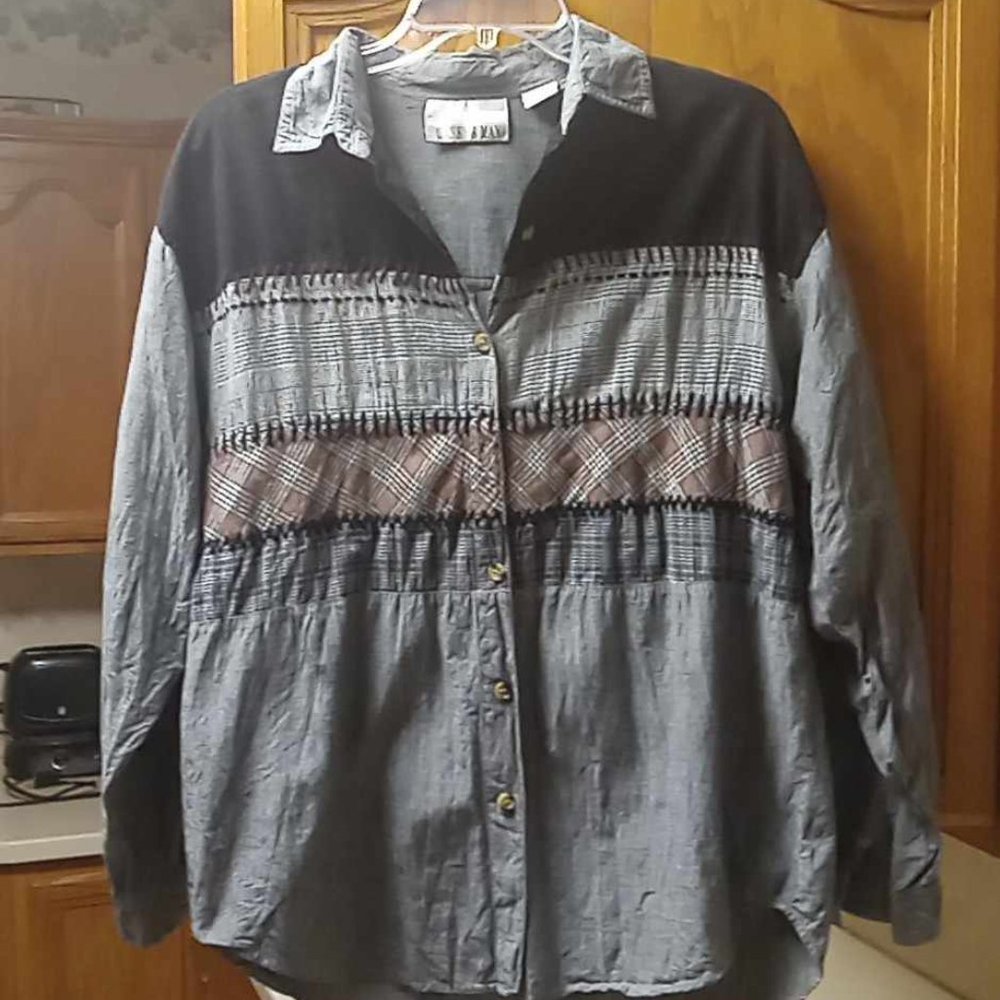CASEY & MAX WOMENS TOP SIZE M